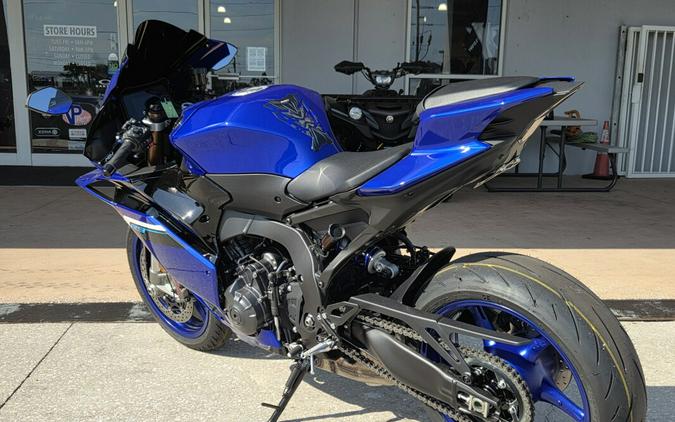 2025 Yamaha YZF-R9