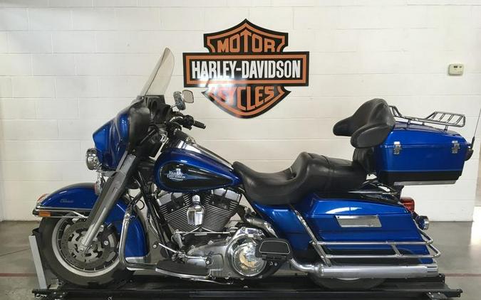 2008 Harley-Davidson® FLHTC - Electra Glide® Classic