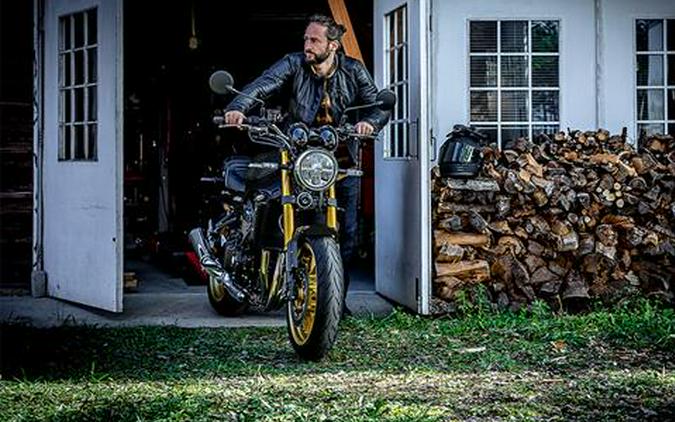 2025 Kawasaki Z900RS SE ABS