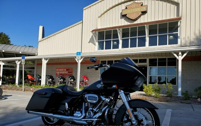 2022 Harley-Davidson® Road Glide® Special