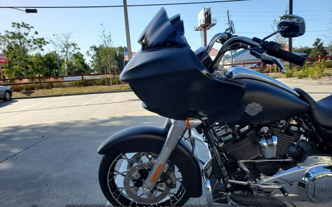 2022 Harley-Davidson® Road Glide® Special