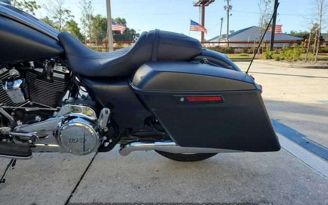 2022 Harley-Davidson® Road Glide® Special