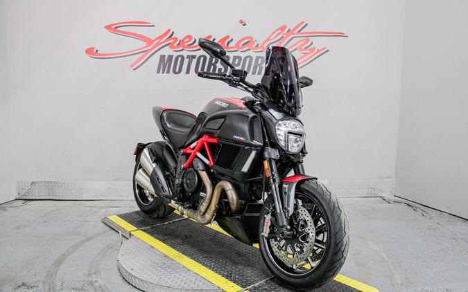 2015 Ducati Diavel Carbon