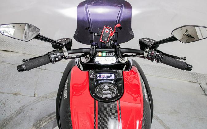 2015 Ducati Diavel Carbon