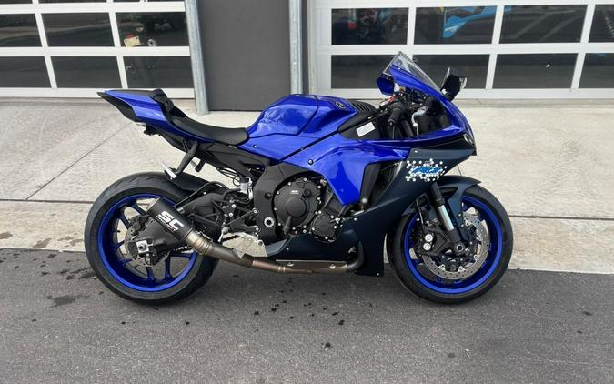 2023 Yamaha YZF-R1