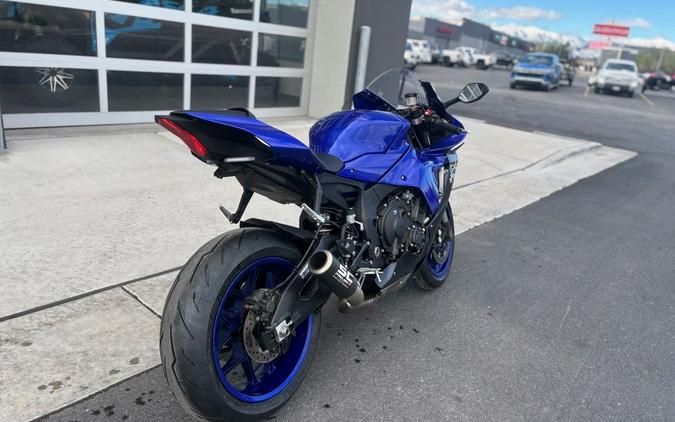2023 Yamaha YZF-R1