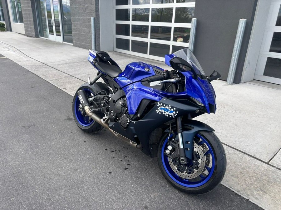 2023 Yamaha YZF-R1