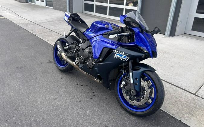 2023 Yamaha YZF-R1
