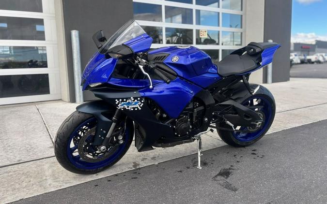 2023 Yamaha YZF-R1