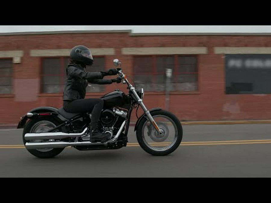 2022 Harley-Davidson Softail® Standard