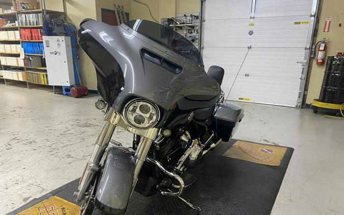 2021 Harley-Davidson Street Glide Special Gauntlet Gray Metallic/Vivid Black