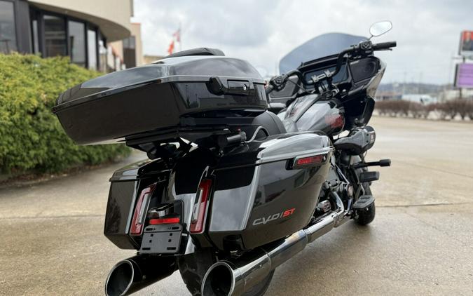 2024 Harley-Davidson® FLTRXSTSE CVO™ Road Glide® ST
