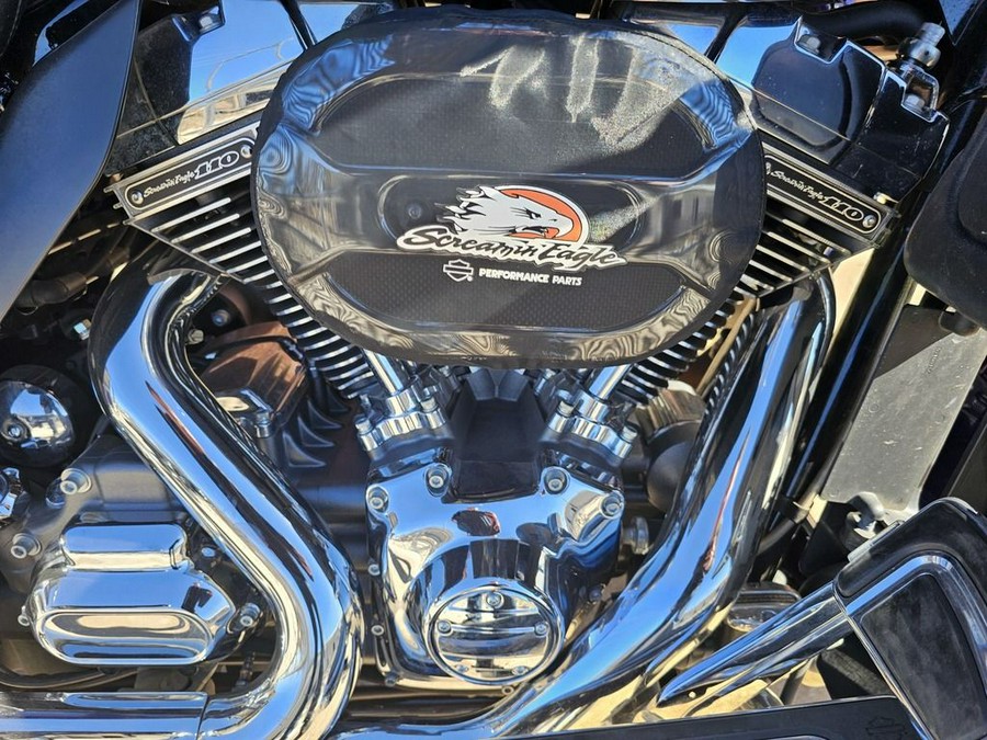 2016 Harley-Davidson Electra Glide® CVO™ Limited