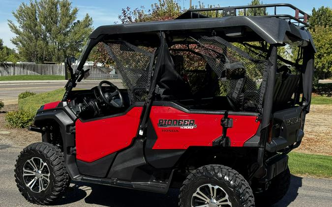 2018 Honda Pioneer 1000-5 Deluxe