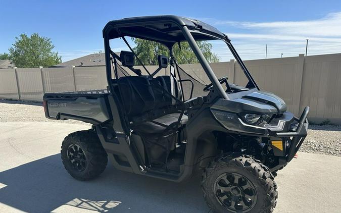 2024 Can-Am Defender XT HD9