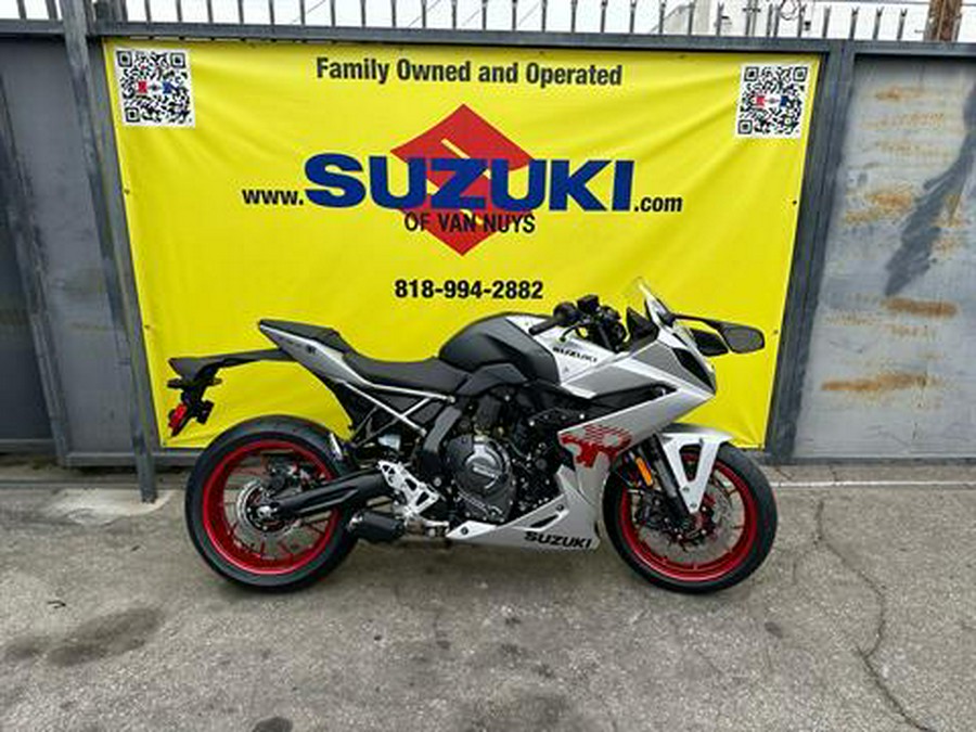 2024 Suzuki GSX-8R