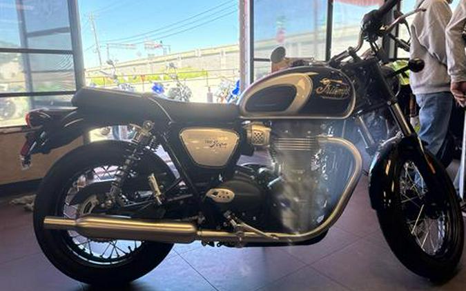 2025 Triumph Bonneville T100