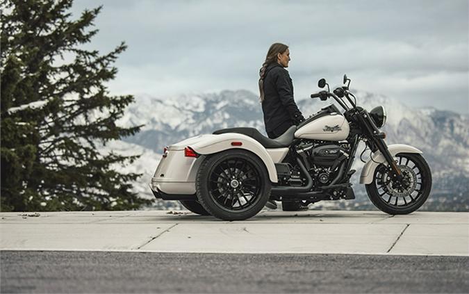 2023 Harley-Davidson Freewheeler