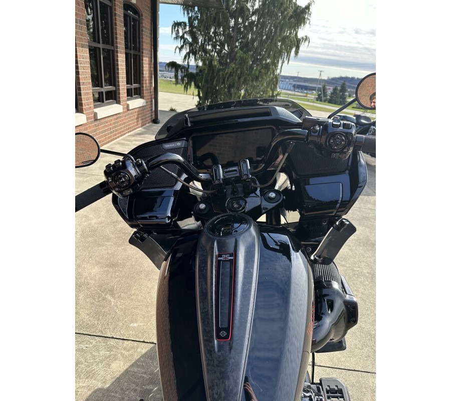 2024 Harley-Davidson CVO Road Glide ST FLTRXSTSE