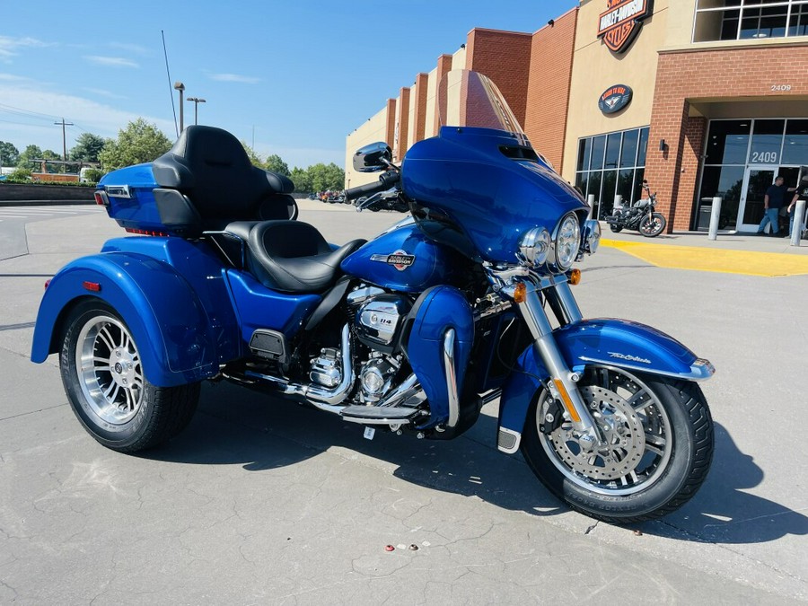 2024 Harley-Davidson Tri Glide Ultra FLHTCUTG