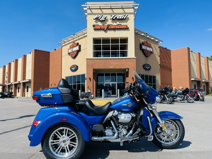 2024 Harley-Davidson Tri Glide Ultra FLHTCUTG