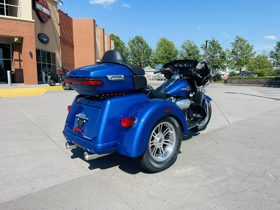 2024 Harley-Davidson Tri Glide Ultra FLHTCUTG