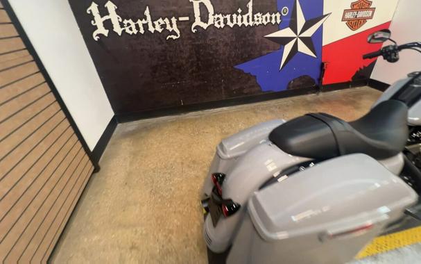 2025 Harley-Davidson Road King Special