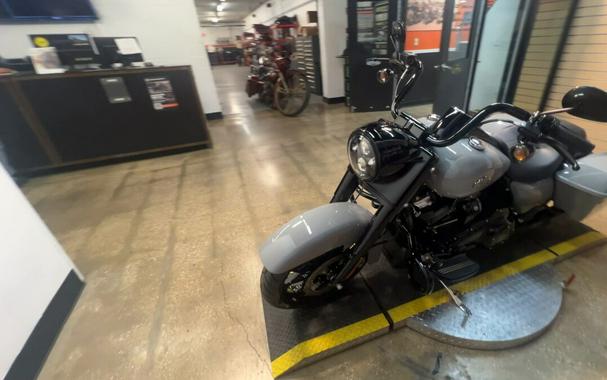2025 Harley-Davidson Road King Special