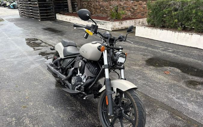 2023 Indian Motorcycle® Chief® ABS Silver Quartz Smoke