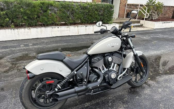 2023 Indian Motorcycle® Chief® ABS Silver Quartz Smoke