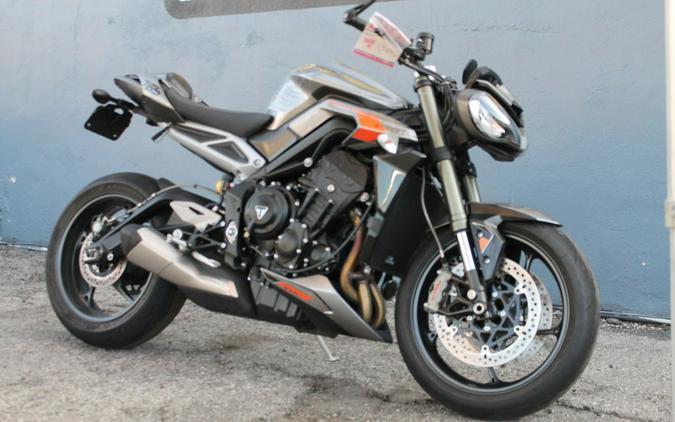 2024 Triumph Street Triple R Matte Silver Ice