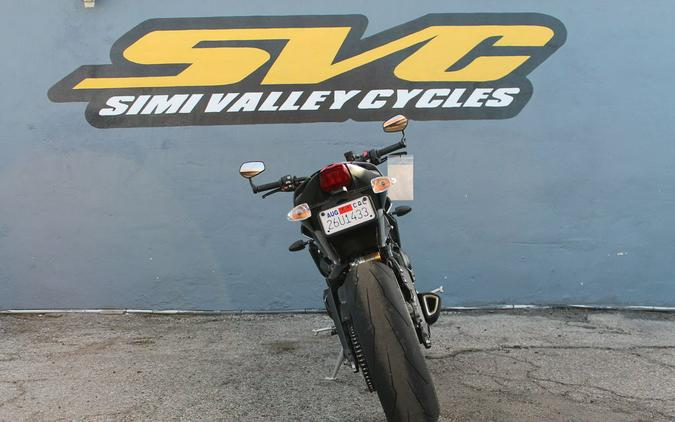 2024 Triumph Street Triple R Matte Silver Ice