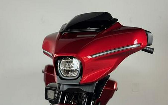 2025 Harley-Davidson® FLHX - Street Glide®