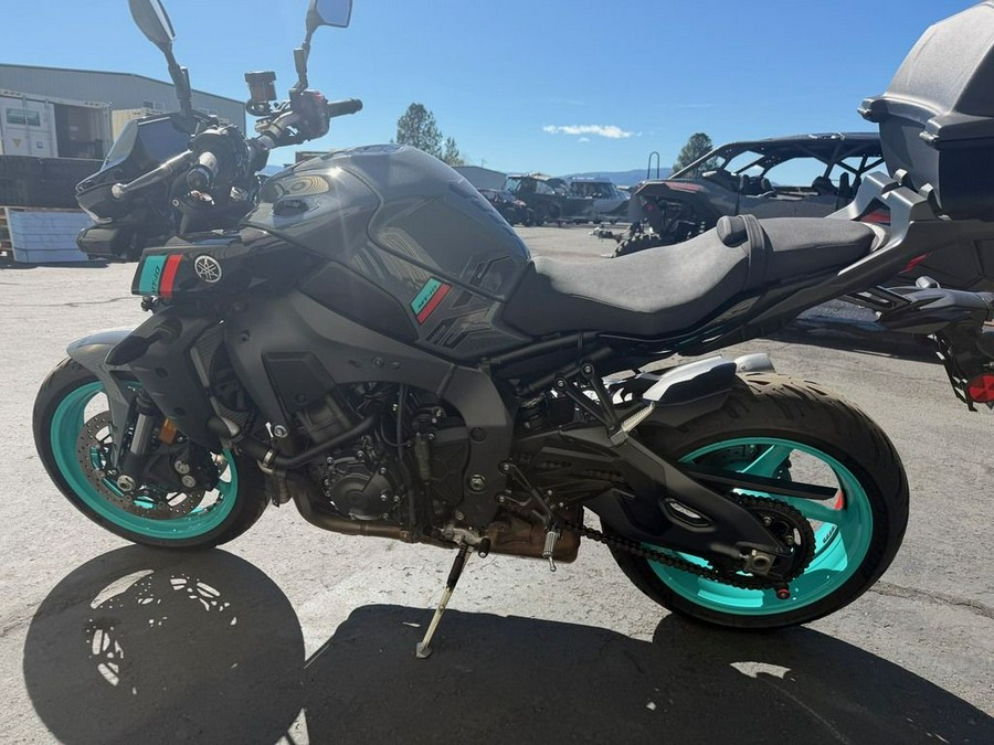 2023 Yamaha MT-10