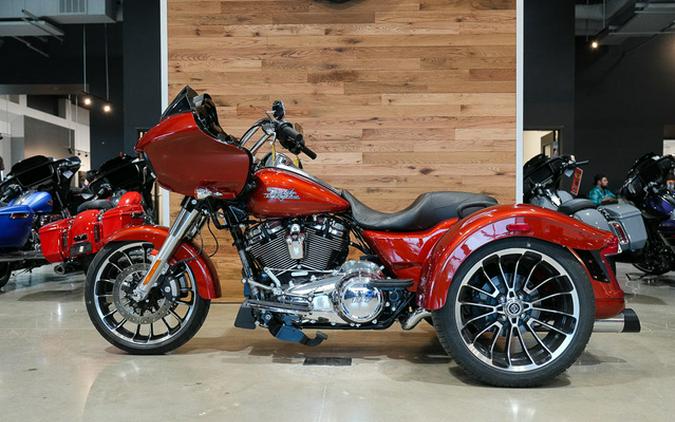 2025 Harley-Davidson FLTRT - Road Glide 3