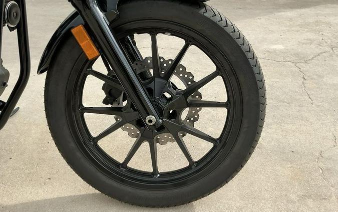 2025 Yamaha Bolt R-Spec