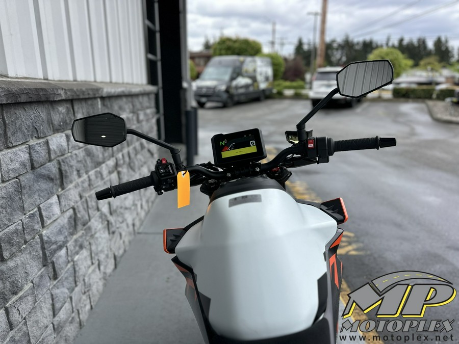 2027 KTM 990 Duke