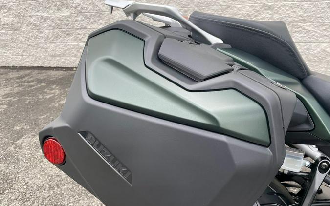 2024 Suzuki GSX-S1000GX+