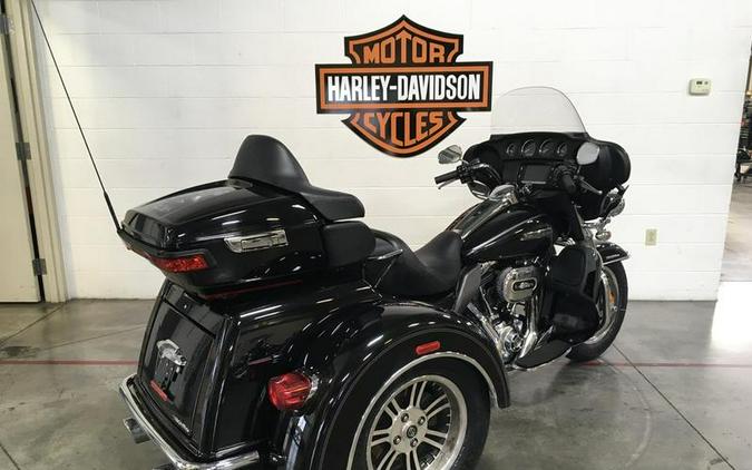 2014 Harley-Davidson® FLHTCUTG - Tri Glide® Ultra