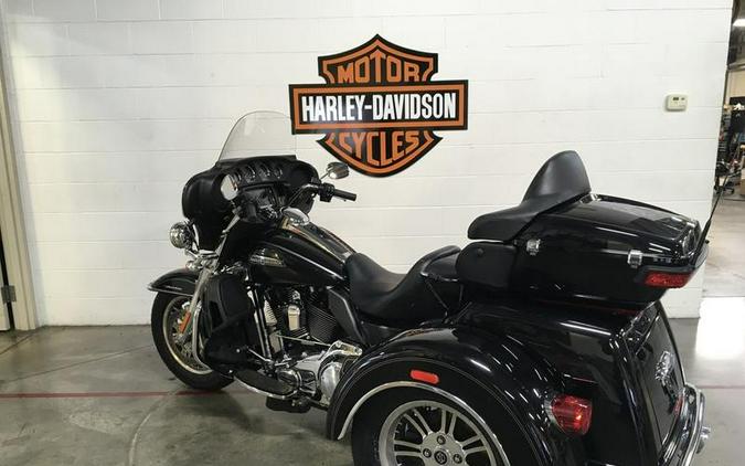 2014 Harley-Davidson® FLHTCUTG - Tri Glide® Ultra