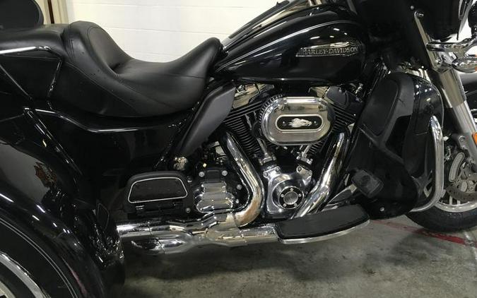 2014 Harley-Davidson® FLHTCUTG - Tri Glide® Ultra