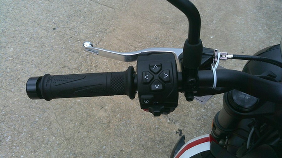 2025 Triumph Trident 660 Diablo RedSapphire Black