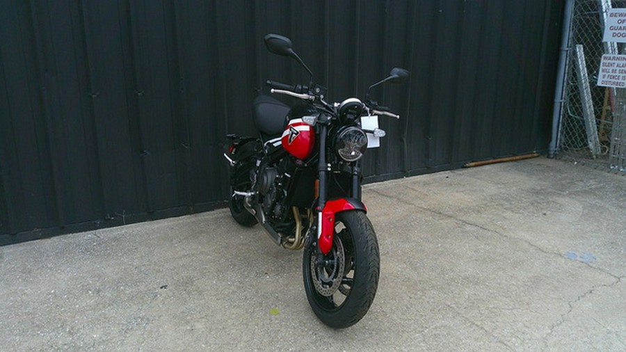 2025 Triumph Trident 660 Diablo RedSapphire Black