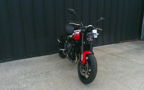 2025 Triumph Trident 660 Diablo RedSapphire Black