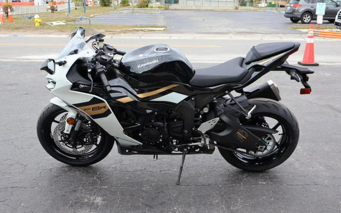 2026 Kawasaki Ninja® ZX™-6R ABS