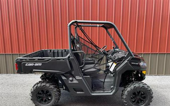 2023 Can-Am Defender DPS HD10