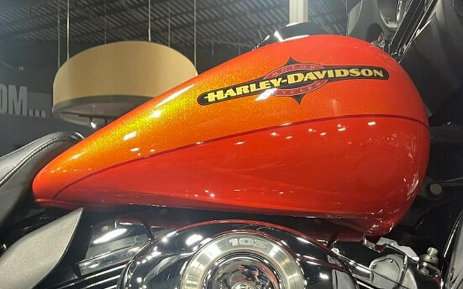 2012 Harley-Davidson® Electra Glide® Ultra Limited Custom Tequila Sunrise/H-D