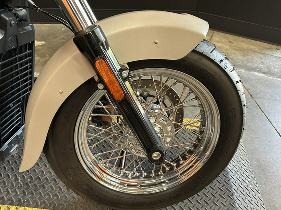 2025 Indian Scout Classic Limited +Tech Silver Quartz Smoke