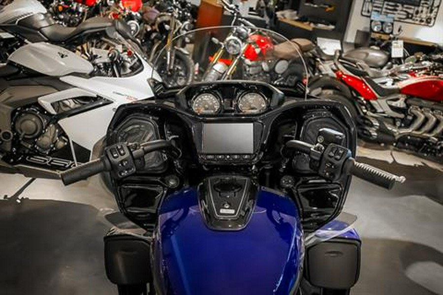 2024 Indian Motorcycle Pursuit® Dark Horse® with PowerBand Audio Package