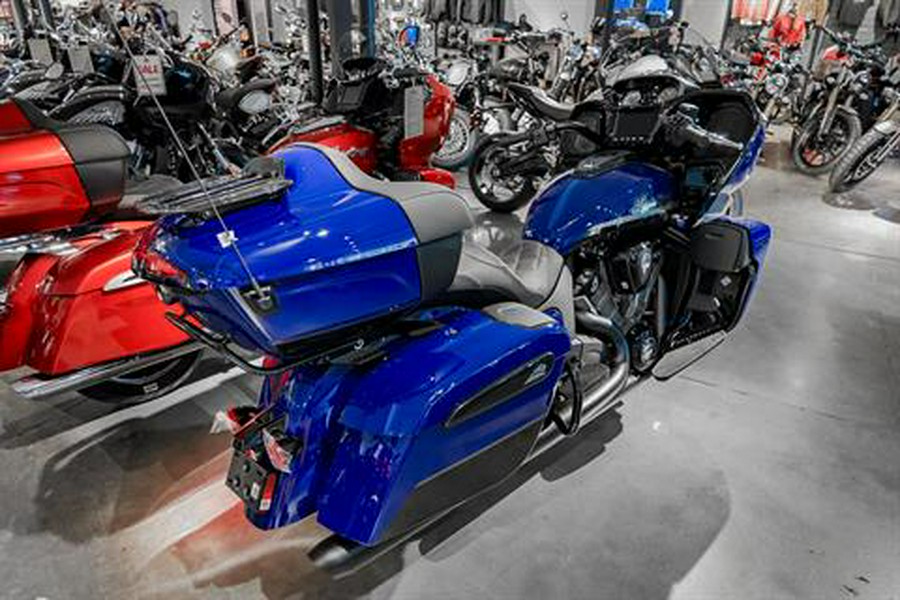 2024 Indian Motorcycle Pursuit® Dark Horse® with PowerBand Audio Package